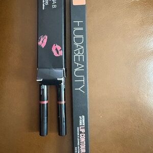 HUDA BEAUTY Lip Contour Duo - Bold Red and Soft Pink